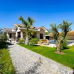 Citrus Stone House *