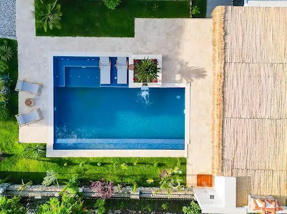 Citrus Stone House *